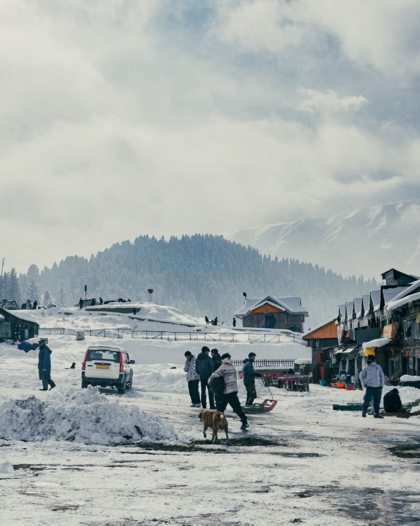 Kashmir Family Holiday (6 Days / 5 Nights)