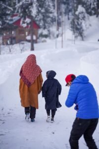 Kashmir Family Holiday (6 Days / 5 Nights)