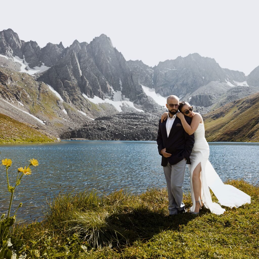 Luxury Kashmir Honeymoon Package – 5 Nights / 6 Days
